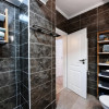Statiunea Mamaia – apartament modern cu vedere la lac. thumb 13