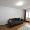 Spitalul Mare - apartament modern, curat, cu centrala proprie. thumb 2