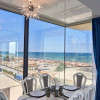 Apartament cu vedere frontala la mare. Doar pentru extrasezon. thumb 6