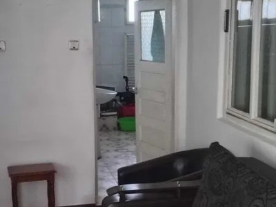 Tomis 1-casa cu 4 camere, 2 bai - centrala pe gaz